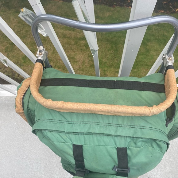 Vintage Jansport Green Aluminum External Frame Backpack Hip Wings - Picture 5 of 13